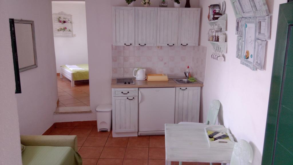 Apartments Ivica Mateljak Brist Ngoại thất bức ảnh