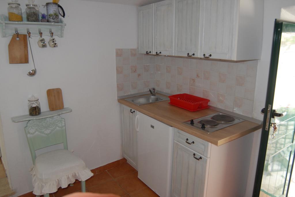 Apartments Ivica Mateljak Brist Ngoại thất bức ảnh